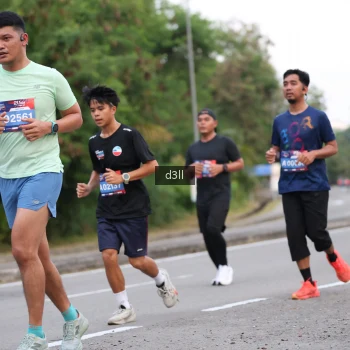 Runner Photo 3895566