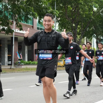 Runner Photo 3895619