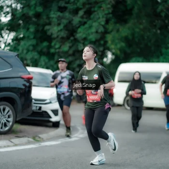 Runner Photo 3895660