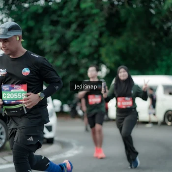 Runner Photo 3895688