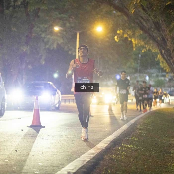 Runner Photo 3895693