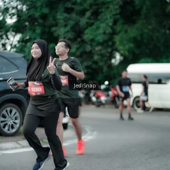 Runner Photo 3895709