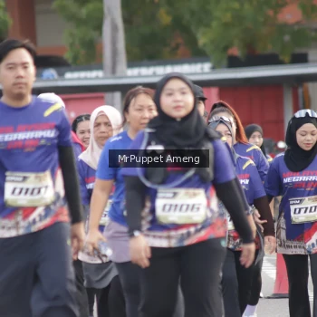 Runner Photo 3895710