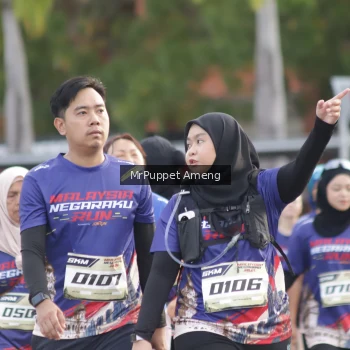 Runner Photo 3895718