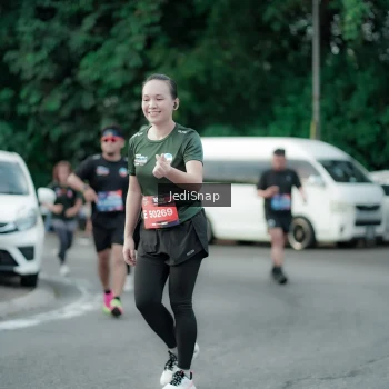 Runner Photo 3895720