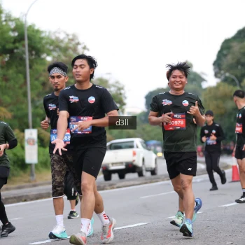 Runner Photo 3895773