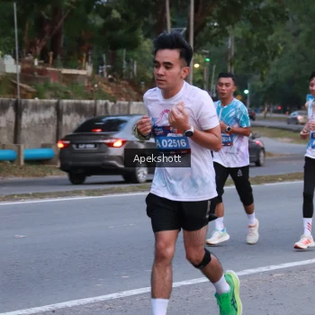 Runner Photo 3895826