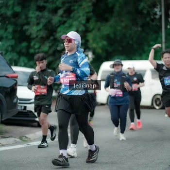 Runner Photo 3895841
