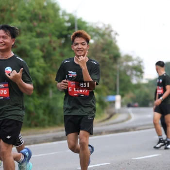 Runner Photo 3895856