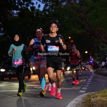 Runner Photo 3895874