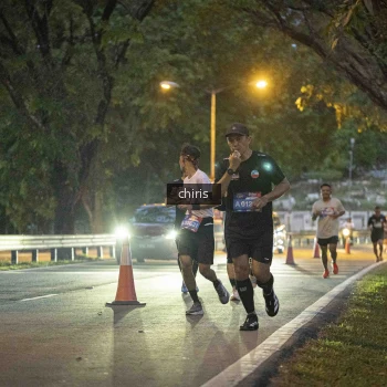Runner Photo 3895877