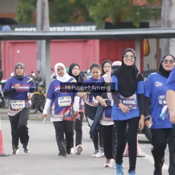 Runner Photo 3895893