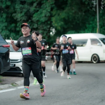 Runner Photo 3895918