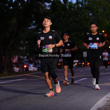 Runner Photo 3895935