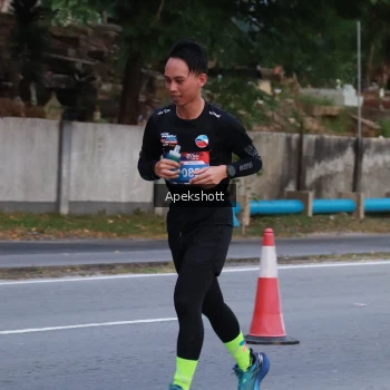 Runner Photo 3895936