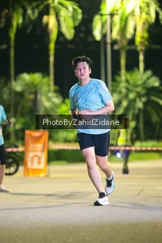 Runner Photo 3895938
