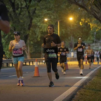 Runner Photo 3895944