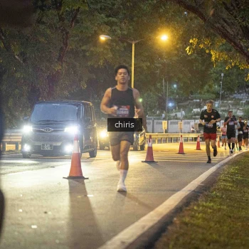 Runner Photo 3895962