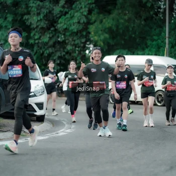 Runner Photo 3895969