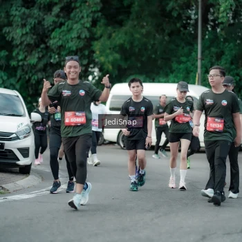Runner Photo 3895971