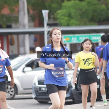 Runner Photo 3895990
