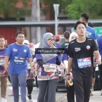 Runner Photo 3895998