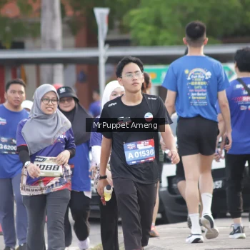 Runner Photo 3896005
