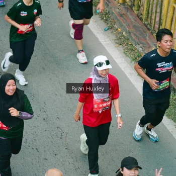 Runner Photo 3896015