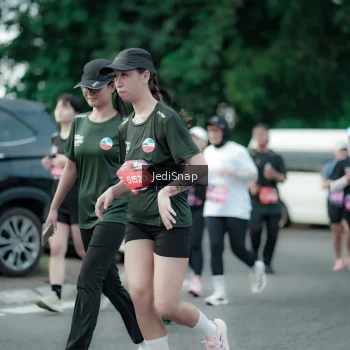 Runner Photo 3896039