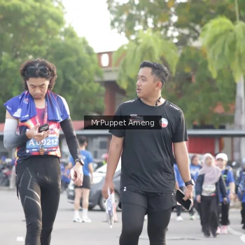 Runner Photo 3896041