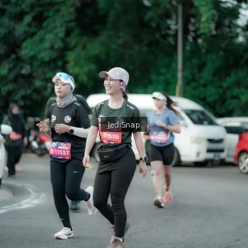 Runner Photo 3896054