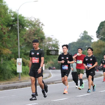 Runner Photo 3896060