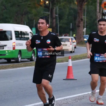 Runner Photo 3896065