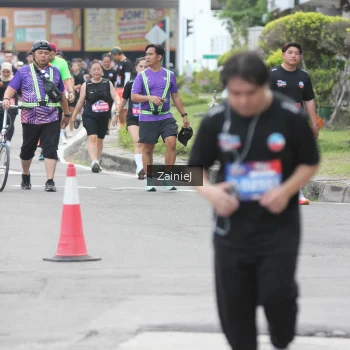 Runner Photo 3896069