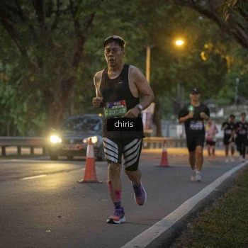 Runner Photo 3896070