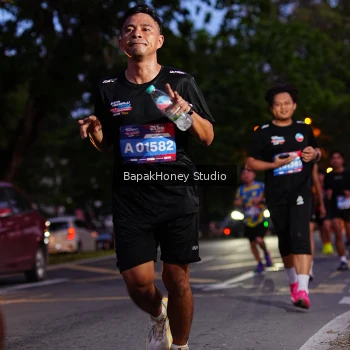Runner Photo 3896090