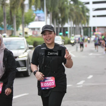 Runner Photo 3896103
