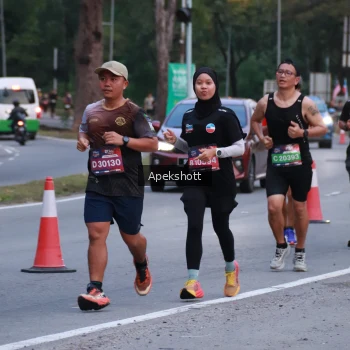 Runner Photo 3896108