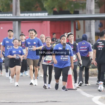 Runner Photo 3896109
