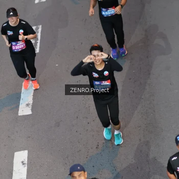 Runner Photo 3896117