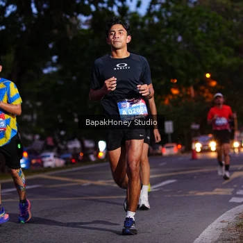 Runner Photo 3896118