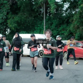 Runner Photo 3896124