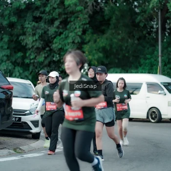 Runner Photo 3896125