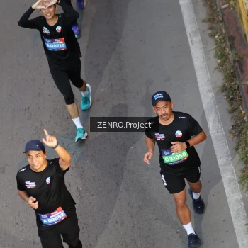 Runner Photo 3896163