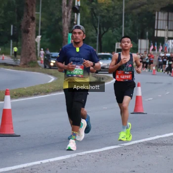 Runner Photo 3896184
