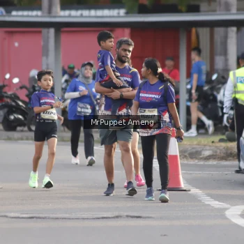 Runner Photo 3896194