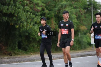 Runner Photo 3896199
