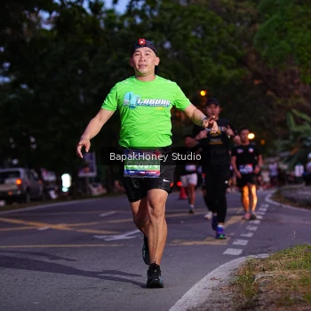Runner Photo 3896214