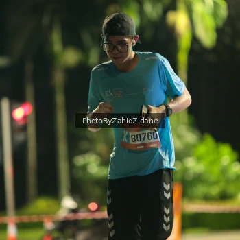 Runner Photo 3896240