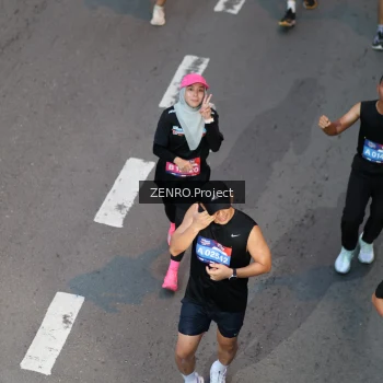 Runner Photo 3896244